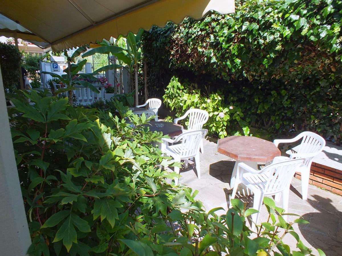 Hotel Villa Claudio 马里纳迪马萨 外观 照片