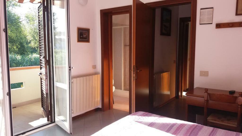Hotel Villa Claudio 马里纳迪马萨 外观 照片